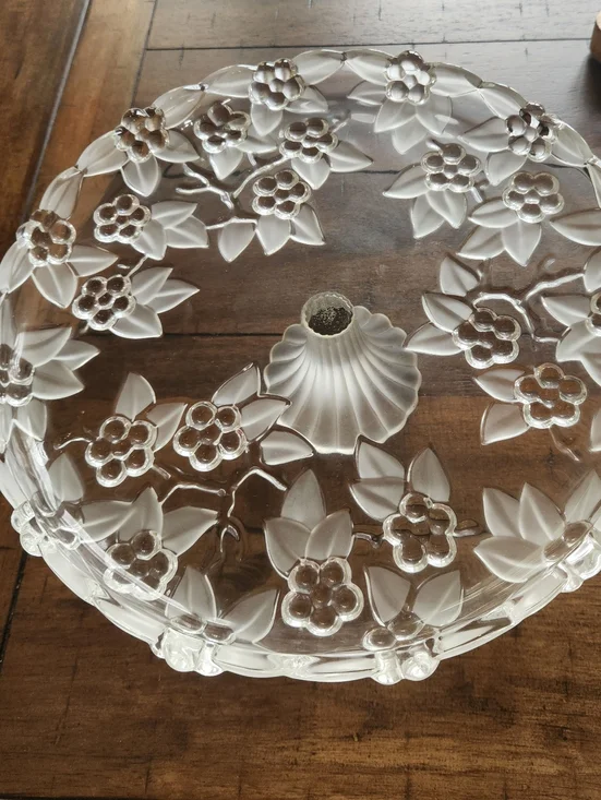 Vintage Mikasa Walther-Glass pedestal cake plate in the Carmen pattern - Picture 7 of 7